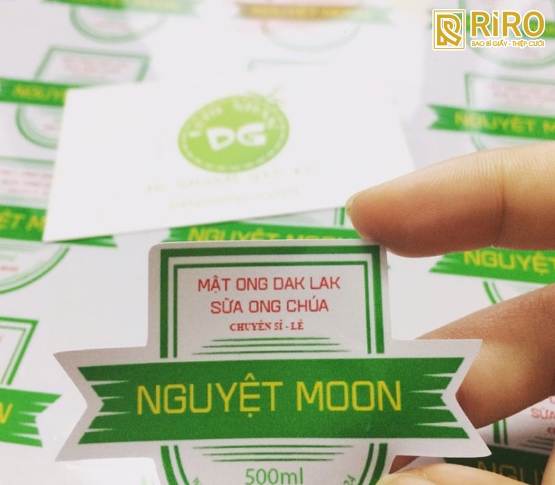 Decal nhựa sữa