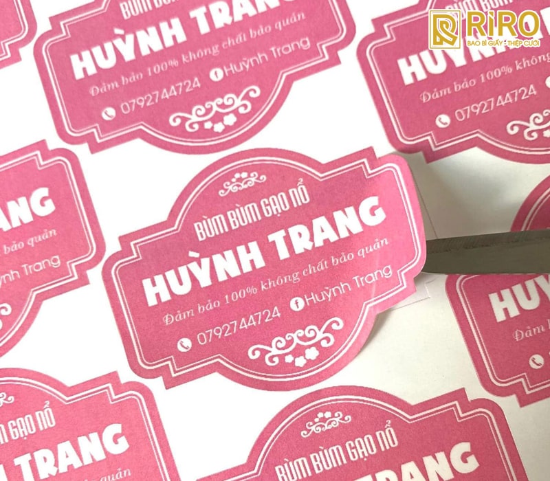 In tem decal giấy (Couche, Kraft, Ford)