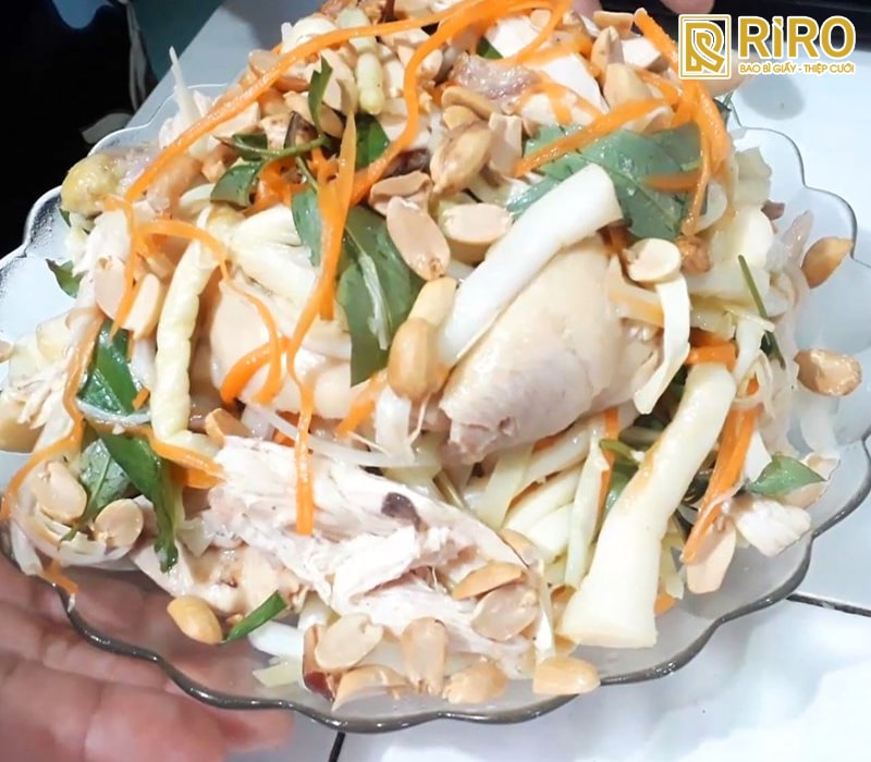 Ưu tiên các món thanh mát, gỏi trộn